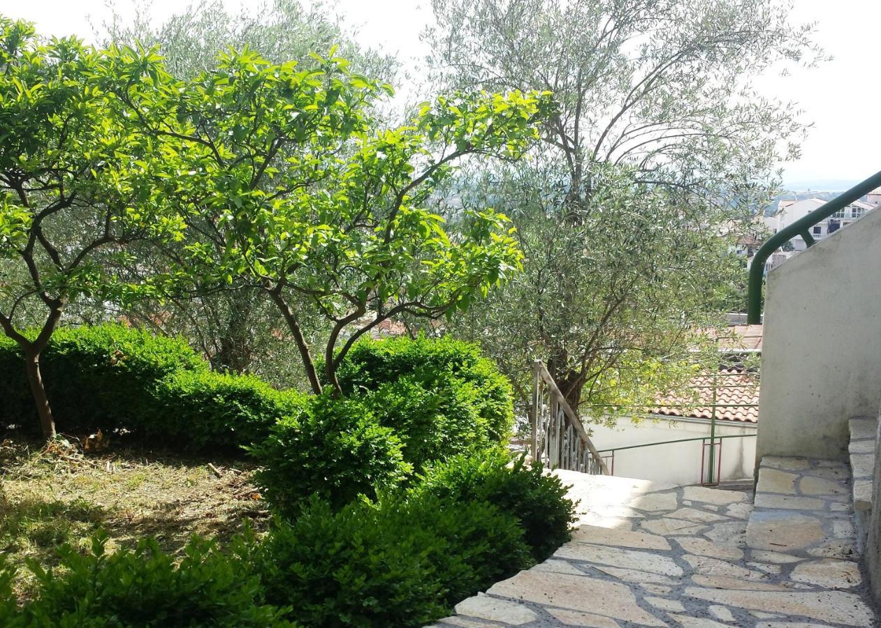 Hoxha Rooms Улцин Екстериор снимка